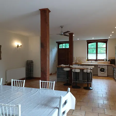 Apartment Large 3 Bedroom In The Grounds Of A Chateau *